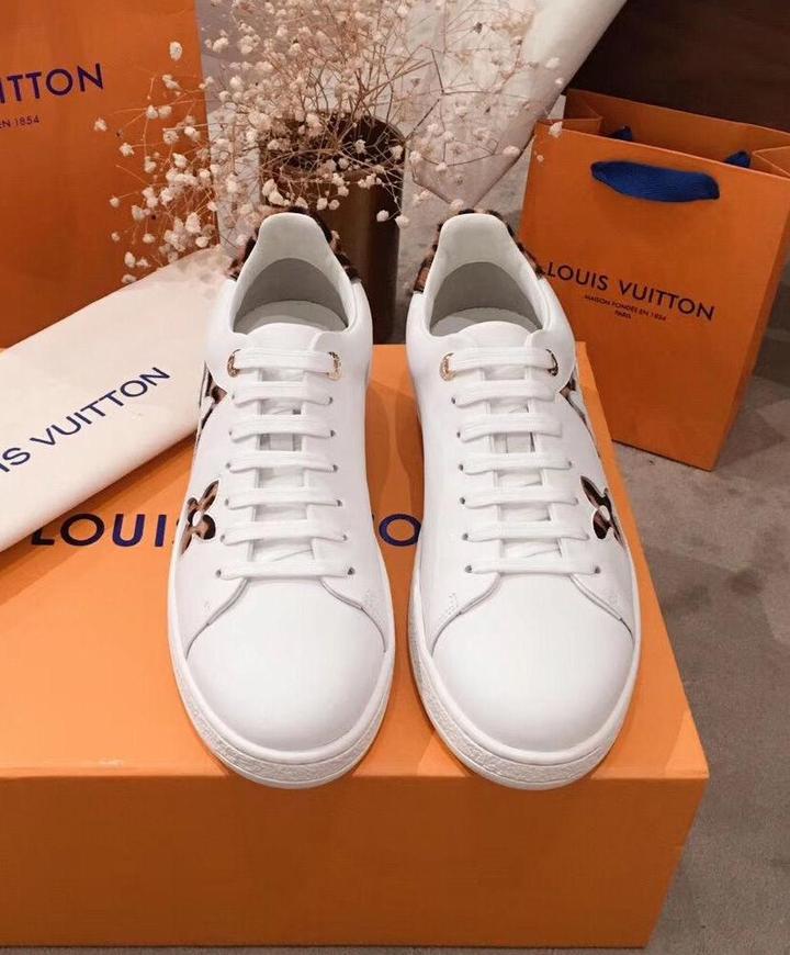 LOUIS VUITTON - SNEAKER